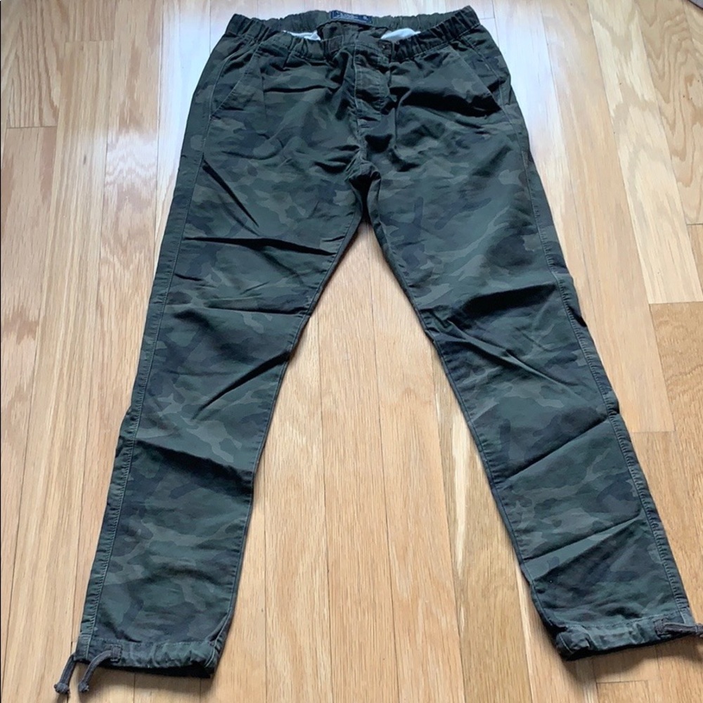 Camo Abercrombie Jogger Pant Sz 32